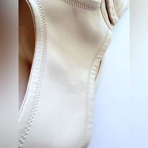 Vanity Fair Beautiful Benefits 76-380 •40C. - Picture 9 of 12